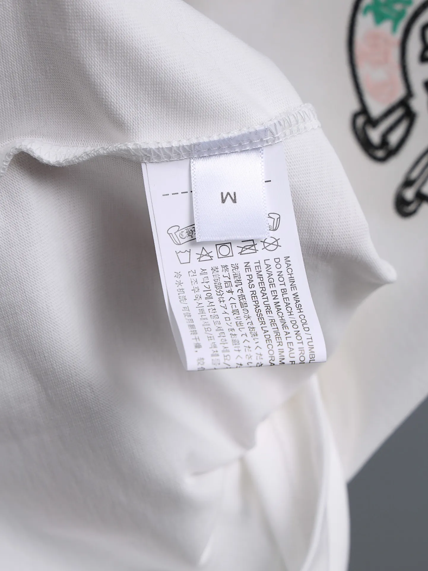 P170 Chrome Hearts* 2꯭0꯭2꯭6 new spring and summer style ❤️ Original ⌚️ high version Chrome Hearts The fabric is made of 280 grams of high-density pure cotton. It does not deform or shrink. Process introduction: double thread movement on the chest. The back panel uses overlapping embroidery🪡 process➕the back panel towel rope embroidery process. Color: White SIZE: S-XXL
